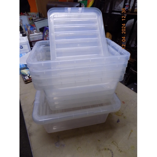 361 - 5 Plastic Tubs with Lids