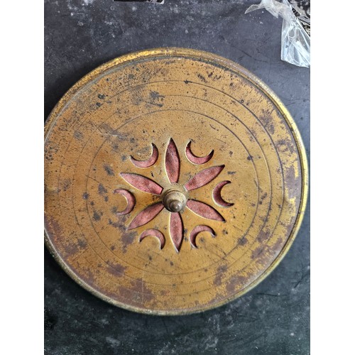 589 - 19th Century French Marble Mantel Clock. With Striking Bell, Pendulum and Key. The Dial has Roman Nu... 