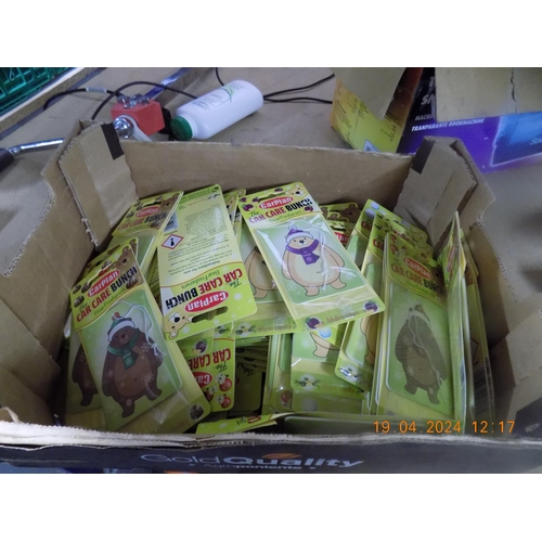 335 - Box of 80 Carplan Air Fresheners