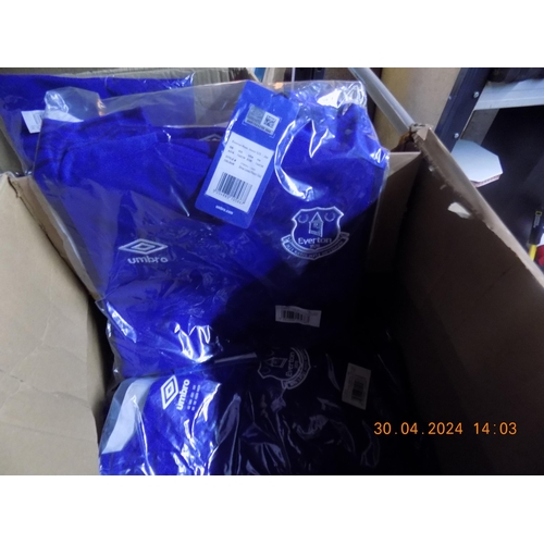 60 - Box of 10 Umbro Everton Home Jersey's Size 146cm