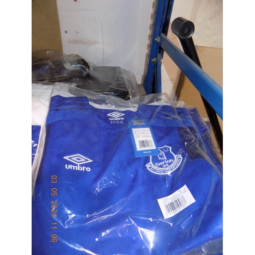 315 - 10 Umbro Everton Home Jersey's Size 146cm