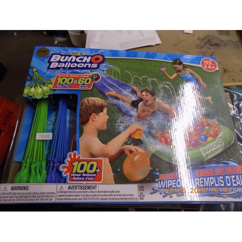 362 - 5 Buncho Balloons Water Slides