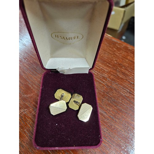 581 - 9ct Gold Cufflinks (Chain not Gold) 5.53g