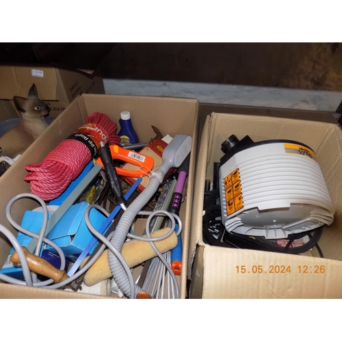 128 - Box of Tools and Wagner Steamer