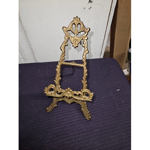 552 - Brass Easel