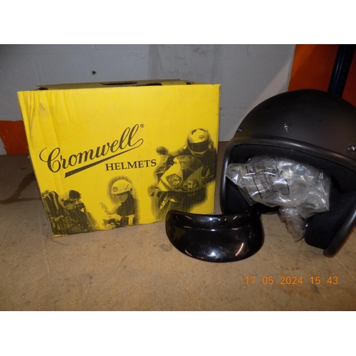 391 - Boxed Cromwell Helmet Size L