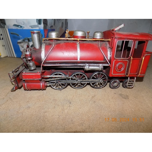 396 - Lesser & Pacey Ltd Model Train