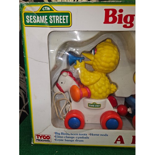 376 - Tyco Preschool Sesame Street Big Bird Parade, A Pull Toy