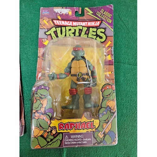 379 - Set of Teenage Mutant Ninja Turtles by Playmates Toys 2014