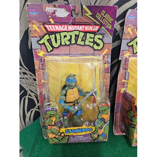 379 - Set of Teenage Mutant Ninja Turtles by Playmates Toys 2014