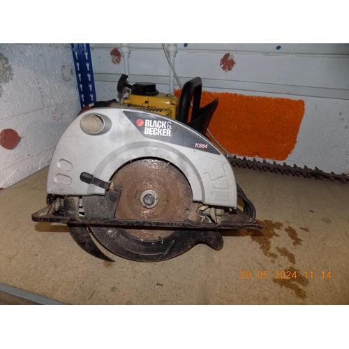 262 - Black & Decker KS64 Saw