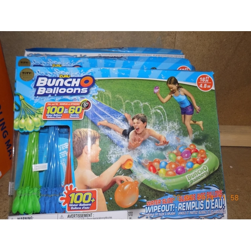 76 - 4 Buncho Balloons Water Slide