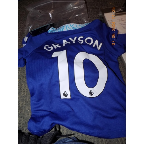 400 - Chelsea Children's Football Shorts and Top Size 16 'Grayson #10'