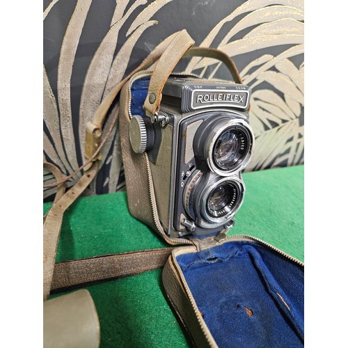 45 - Rolleiflex Baby Grey 4x4 Vintage Camera