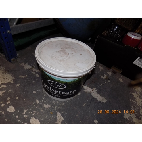 388 - 5lt Tub of Black Fence Paint