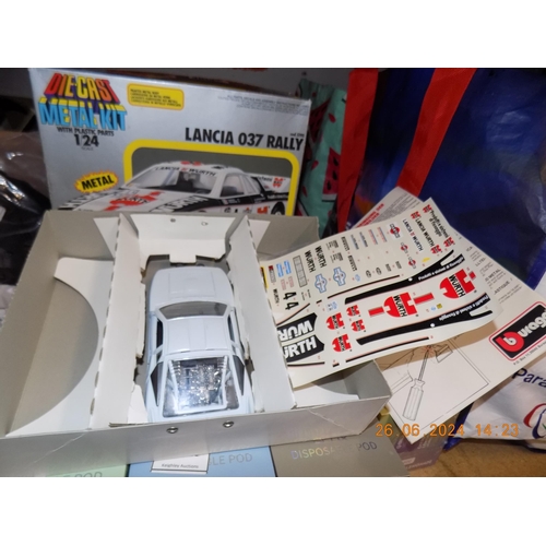 406 - Die-Cast Metal Kit with Plastic Parts. 1/24 Scale Lancia 037 Rally