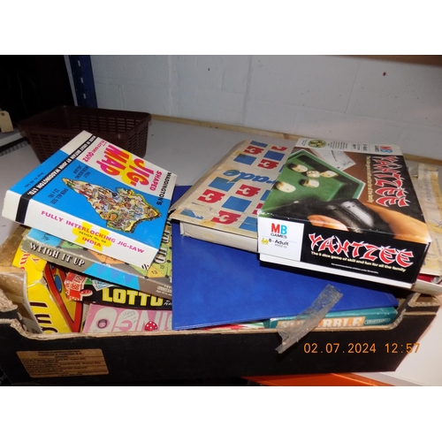 168 - Box of Games. Inc Vintage