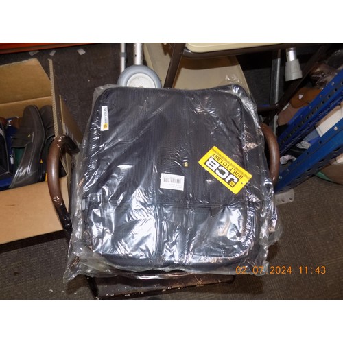 113 - 5 New JCB Flight Bags