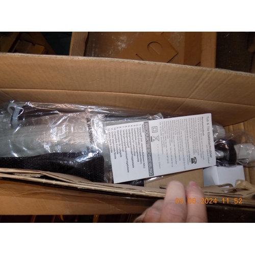 70 - New Boxed Bath and Tile Electric Scrubber