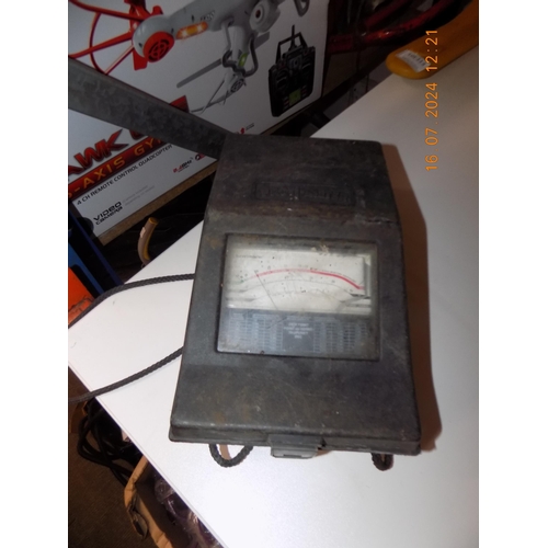 114 - Volt Metre