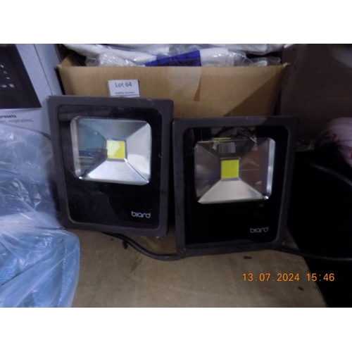 65 - 2 Outdoor Lights