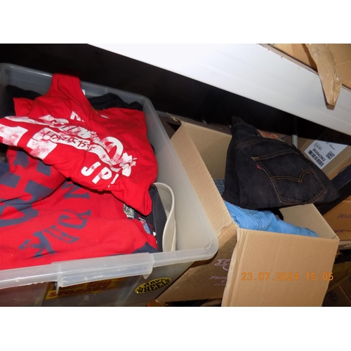 183 - Box of Men's Clothing and Box of Jean's. Inc Levi's