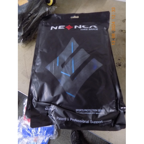 67 - 10 New Neenca Knee Braces