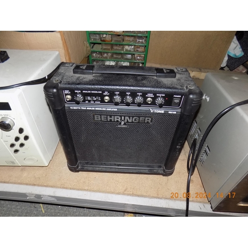 69 - Behringer Amp