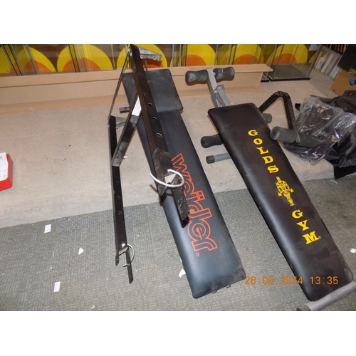 320 - Weight benches