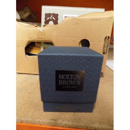 313 - Small Molton Brown Candle Russian Leather