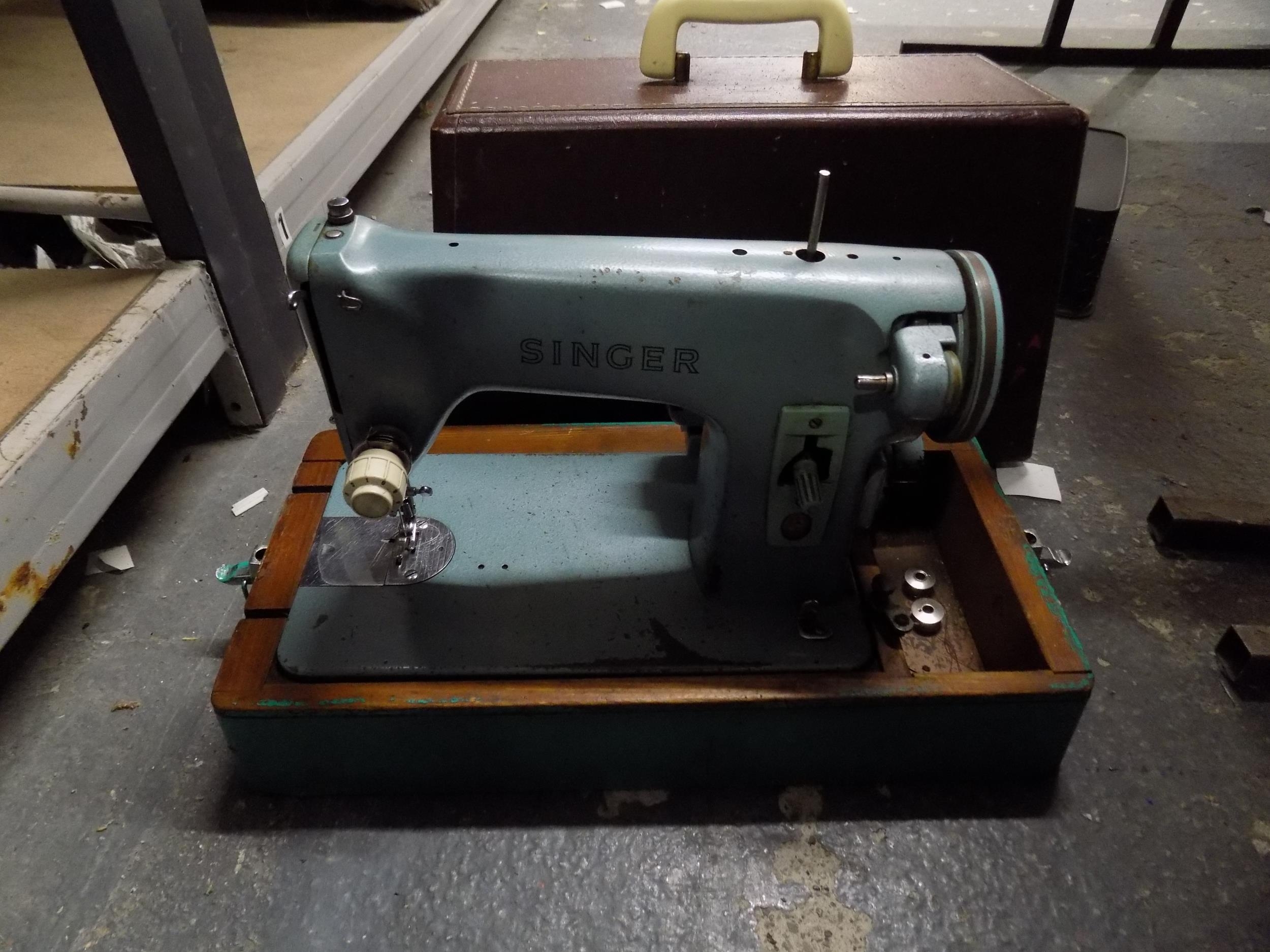 Singer Sewing Machine