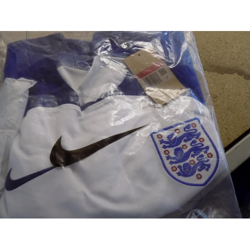 46 - New England Football Shirt Size L