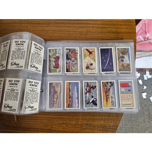 612 - 10 Full Sets of Cigarette and Trade Cards