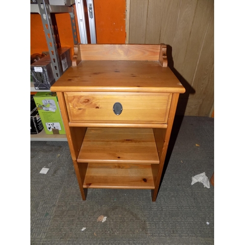 545 - Pine Bedside