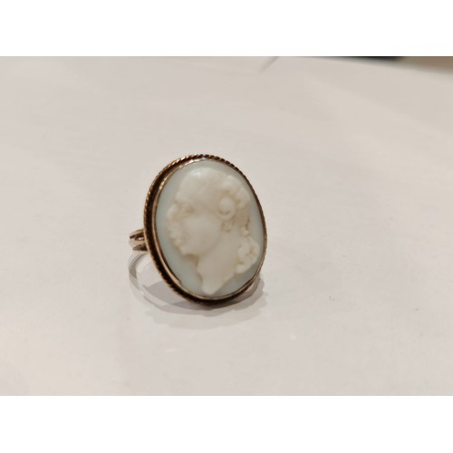 619 - Antique Cameo Ring by JJ&S 4.19g