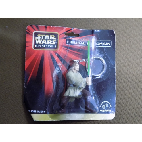 825 - Star Wars Episode 1 Electronic Tech and Figural Keychain