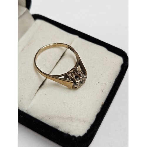 1155 - 9ct Gold Ring 2.2g