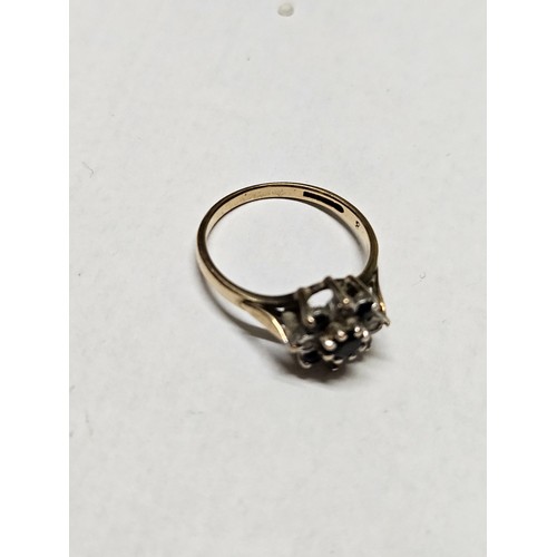 1165 - 9ct Gold Ring 1.9g