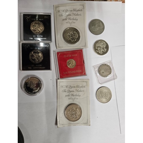 1330 - Selection of Collectable Coins