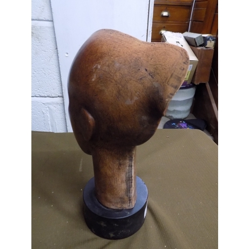 1026 - Large Pottery Head