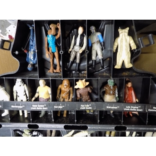 1036 - 1980's Star Wars Case and Figures