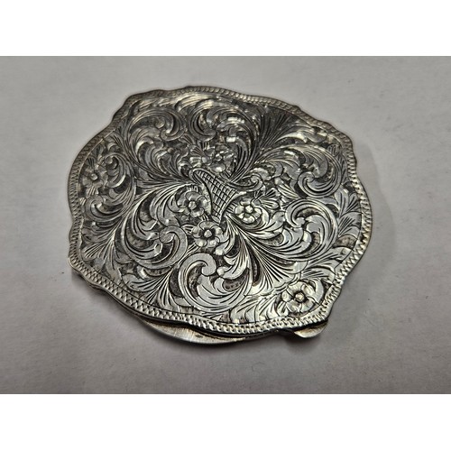 604 - Hand Engraved Compact 800 Silver Italy