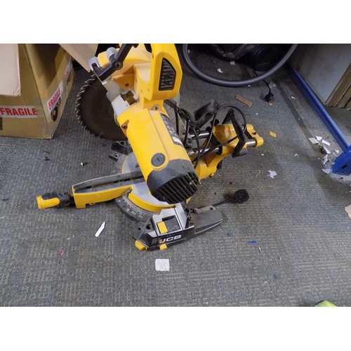 211 - JCB SCM5210 Compound Mitre Saw