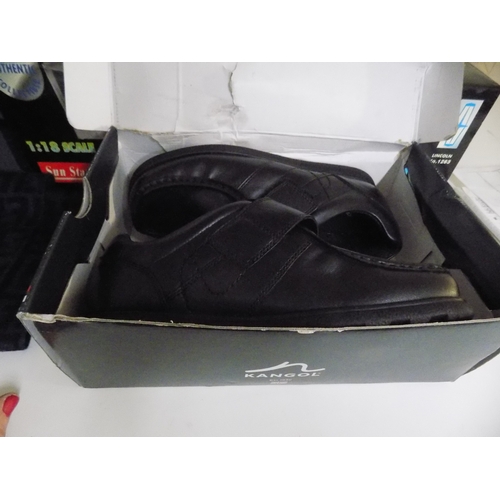 227 - Boxed Boys Kangol Shoes Size 5.5