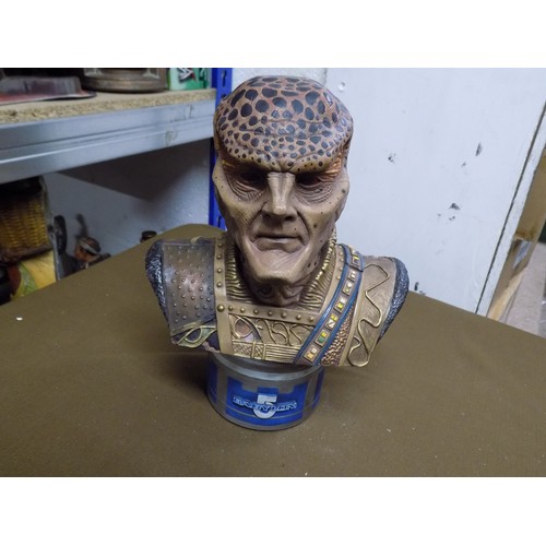 52 - Babylon 5 Hand Painted 10.5' G'Kar Bust 1997