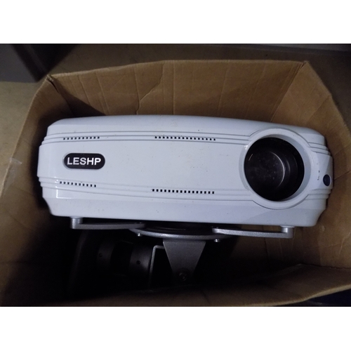 124 - LES HP Projector