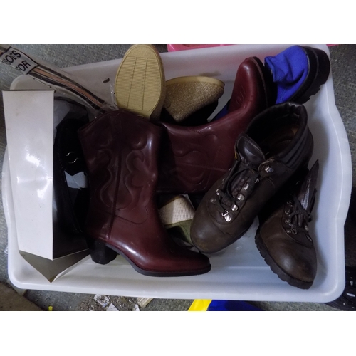 208 - Box of Shoes