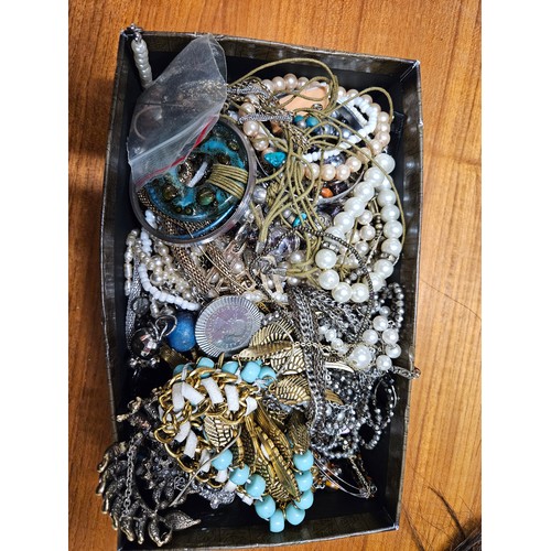 611 - Box of Costume Jewellery