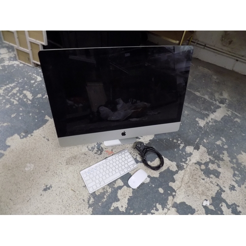 305 - Apple Imac with Keyboard and Mouse