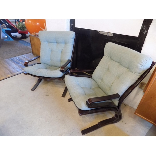 352 - 2 Ingmar Relling Chairs. Width 65cm, Depth 74cm, Height 100cm, Height to Seat 50cm